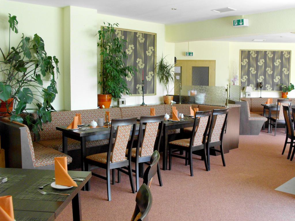 Mucha Ohg Hotel Sembziner Hof Klink Exteriér fotografie