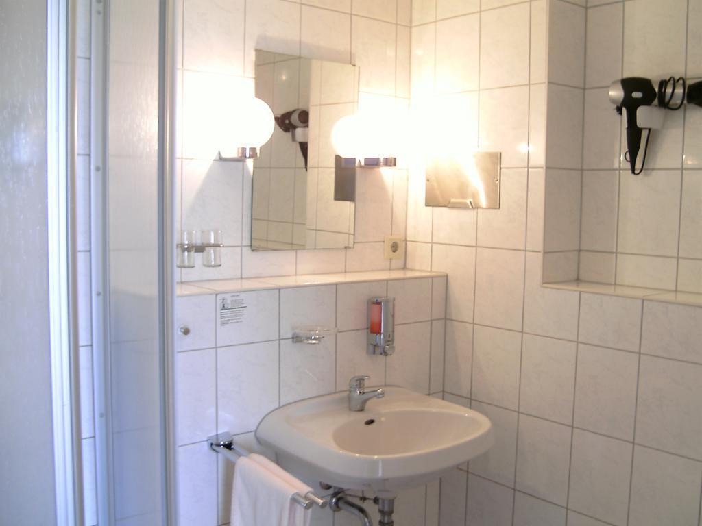 Mucha Ohg Hotel Sembziner Hof Klink Exteriér fotografie